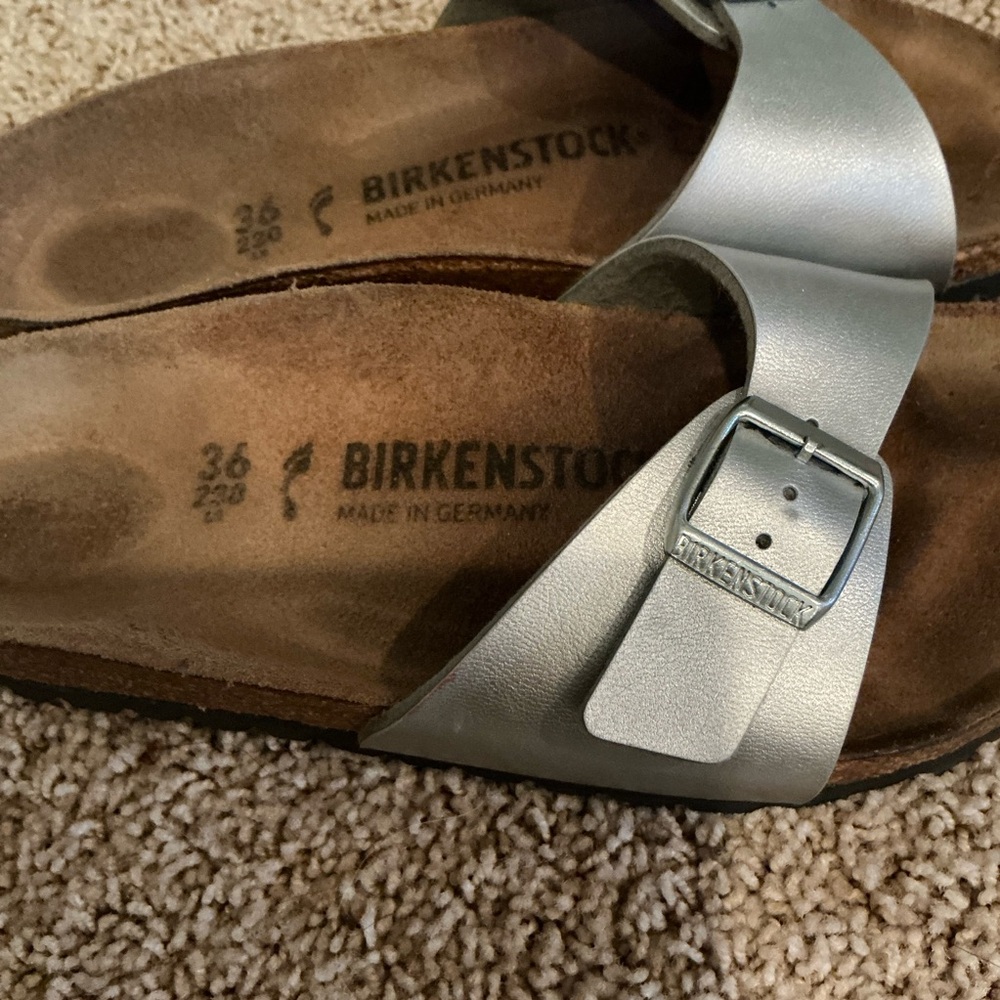 Birkenstock Metallic Silver Sandals - Picture 3 of 4